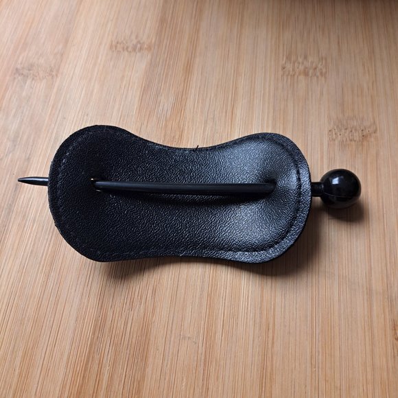 Vintage Hair bun Holder - Not worn like new! - Picture 2 of 2